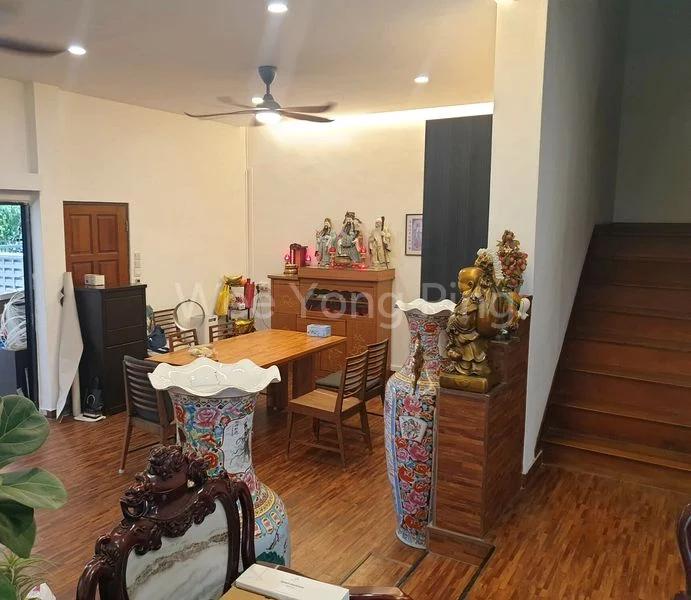 5 Bed Semi-Detached House (Landed) for Rent in  Holland Grove Drive - Image 1
